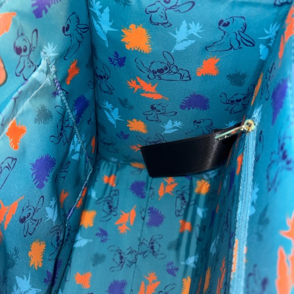 Stitch Embroidered Blue Tote Bag - Picture 10 of 13